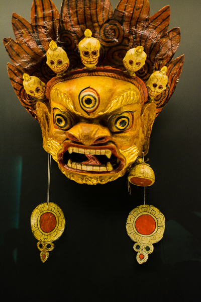 Mask seen in the Shangai Museum.Mask seen in the Shangai Museum.
